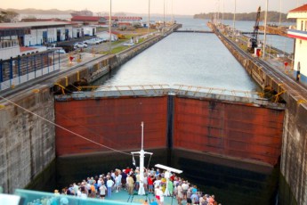 Panama-Canal-3